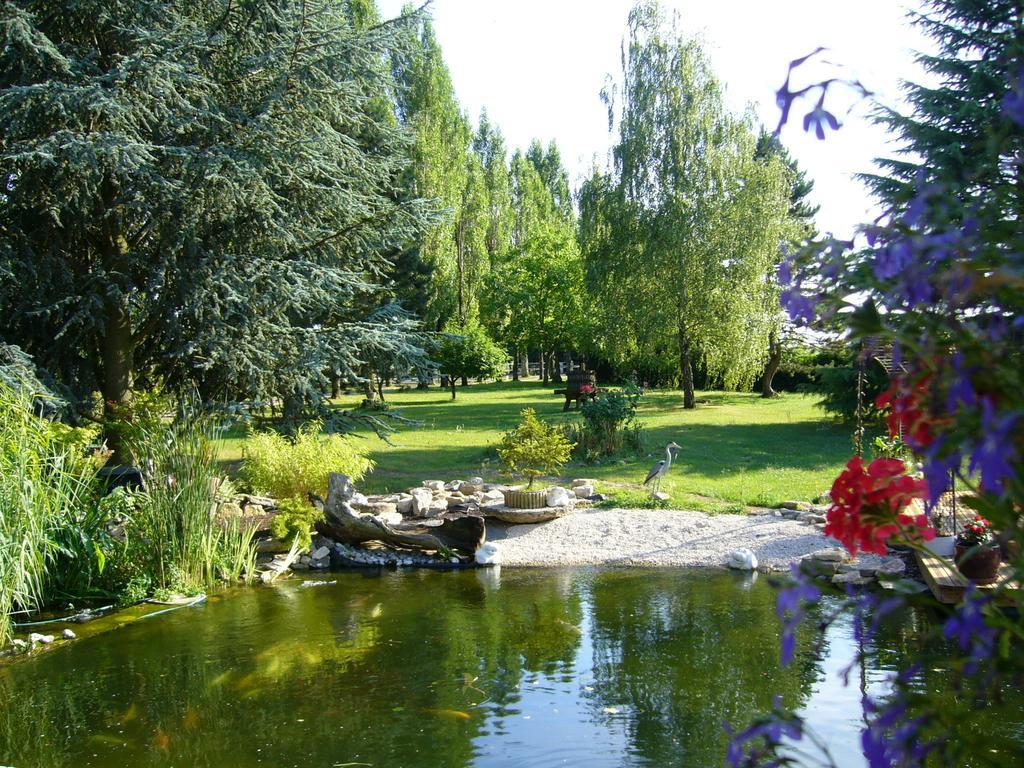 Bed and Breakfast Allee Des Peupliers Chevigny Номер фото